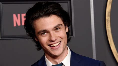 acteur de marcus dans ginny et georgia|Ginny et Georgia (Netflix) : qui est Felix Mallard, linterprète de ...